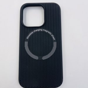 Gear 4 MagSaafe Case for Iphone